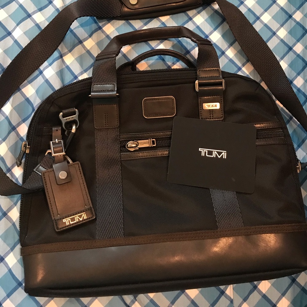 Tumi alpha bravo messenger bag
